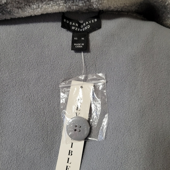 Susan grave NWT Weekend Reversible sherpa coat Size extra large. - Picture 5 of 6